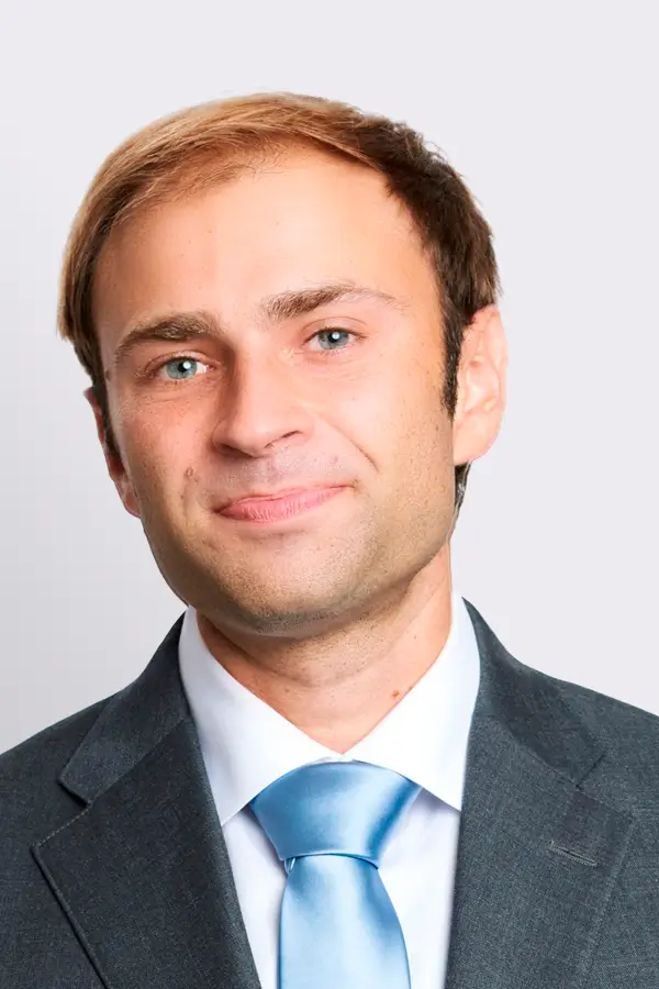 Nicholas E. Selden, Los Angeles Family Law Attorney of Walzer Melcher LLP, which is recognized as a best family law firm in CA by Chambers & Partners and Best Lawyers®
